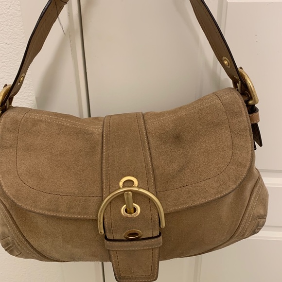 Coach Handbags - Coach vintage suede tan shoulder bag